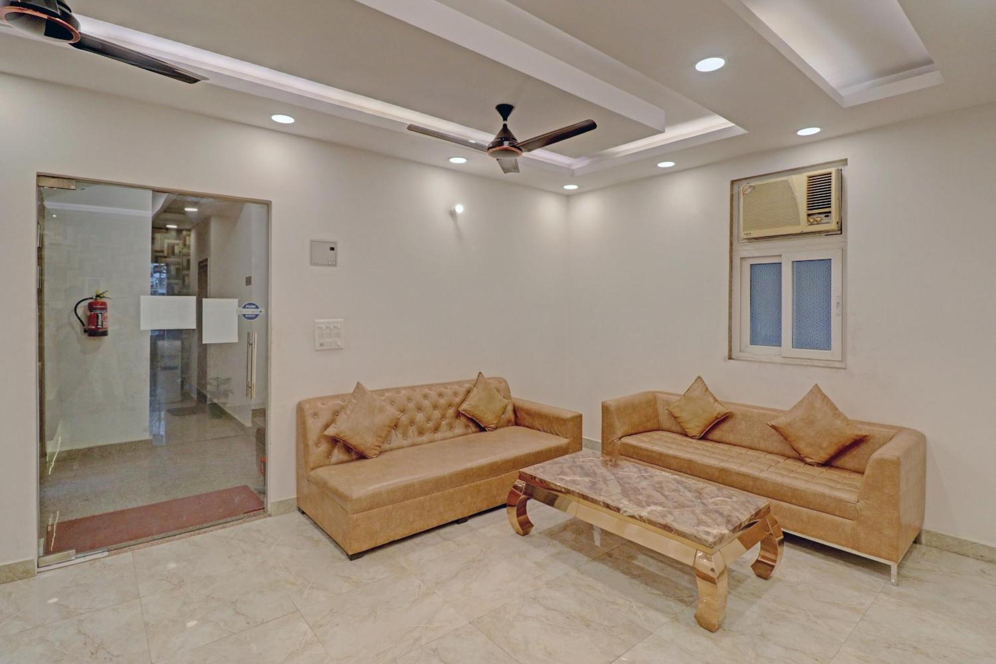 Collection O Spot Light Near Tughlakabad Station Metro Station Hotel Indraprast Exterior photo