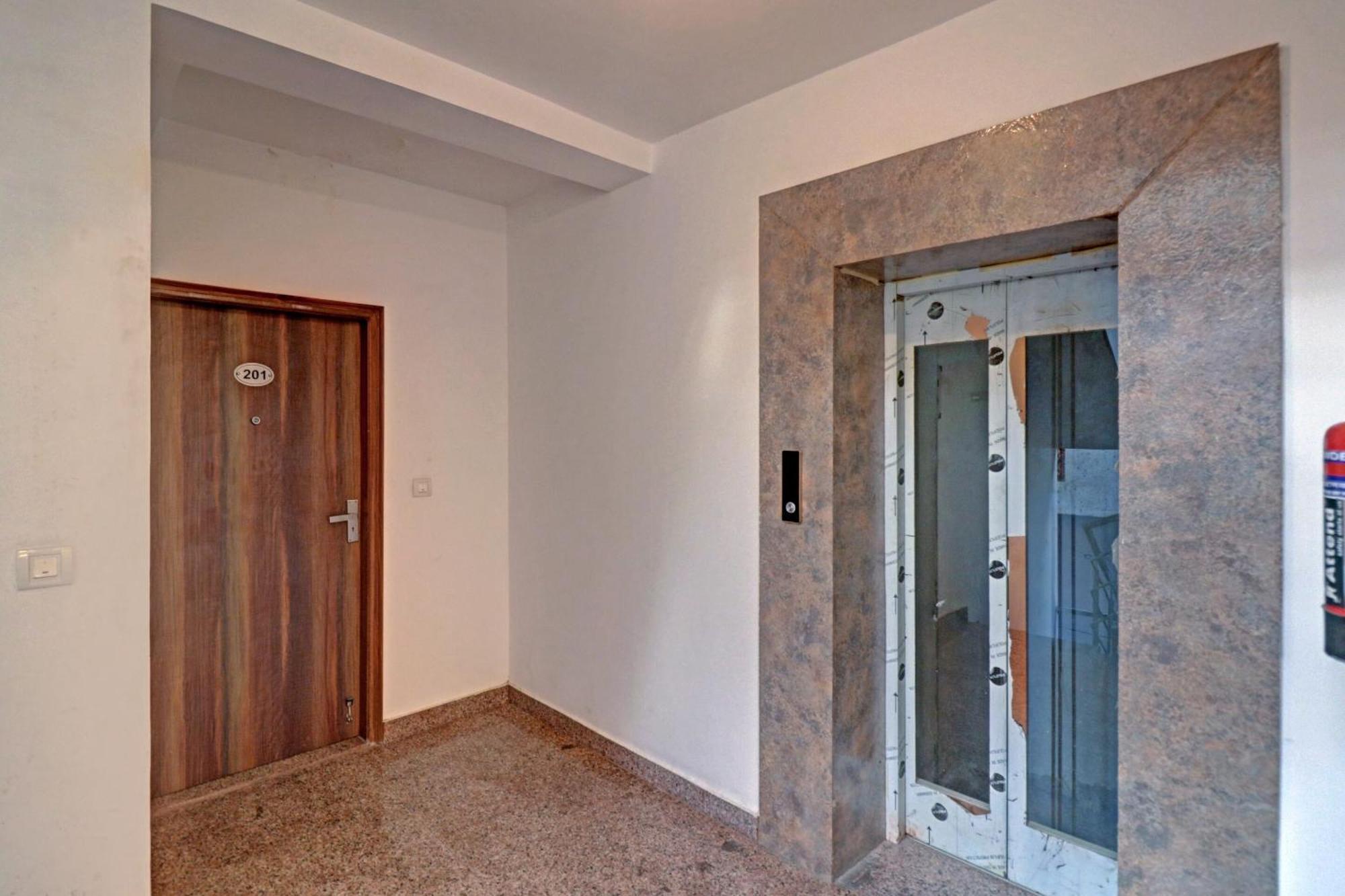 Collection O Spot Light Near Tughlakabad Station Metro Station Hotel Indraprast Exterior photo